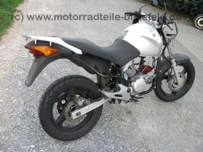 Honda_XL_125V_Varadero_JC32_wie_XL_VT_125C_125_VT125_C_C2__V_JC29_JC31_58.jpg