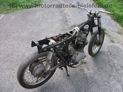 Honda_CB_250B4_nackt_20kW_250_CB250_K_K4_B4_250K_250K4_250B4_CB250K_CB250K4_CB250B4_03_1974_17.jpg