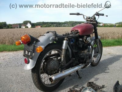 Honda_CB_250K4_rot_original_Auspuff_250_CB250_K_K4_B4_250K_250K4_250B4_CB250K_CB250K4_CB250B4_02_1973_29.jpg