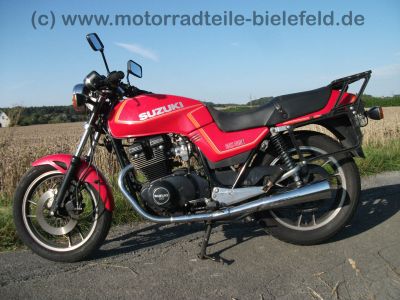 GSX_400E_rot_Krauser_Gepaecktraeger_GK53C__-_GS_GSX_250_400_GSX250_GSX400_E_GSX250E_GSX400E_GS40x_GJ_51_53_B_GJ51B_1.jpg