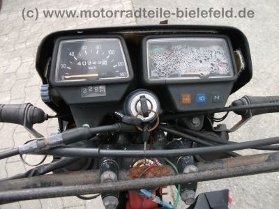 Yamaha_DT_80_LC_37A_schwarzrot_wie_RD_DT_80_RD80_DT80_LC_LC2_LCII_80LC_80LC2_80LCII_53V_11.jpg