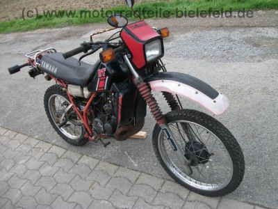 Yamaha_DT_80_LC_37A_schwarzrot_wie_RD_DT_80_RD80_DT80_LC_LC2_LCII_80LC_80LC2_80LCII_53V_43.jpg
