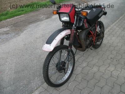 Yamaha_DT_80_LC_37A_schwarzrot_wie_RD_DT_80_RD80_DT80_LC_LC2_LCII_80LC_80LC2_80LCII_53V_6.jpg