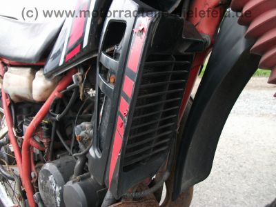 Yamaha_DT_80_LC_37A_schwarzrot_wie_RD_DT_80_RD80_DT80_LC_LC2_LCII_80LC_80LC2_80LCII_53V_66.jpg
