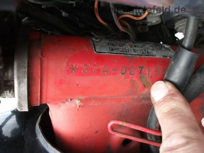 Yamaha_DT_80_LC_37A_schwarzrot_wie_RD_DT_80_RD80_DT80_LC_LC2_LCII_80LC_80LC2_80LCII_53V_68.jpg