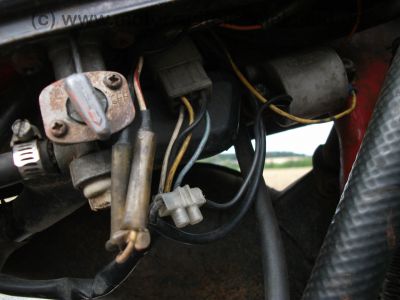 Yamaha_DT_80_LC_37A_schwarzrot_wie_RD_DT_80_RD80_DT80_LC_LC2_LCII_80LC_80LC2_80LCII_53V_79.jpg