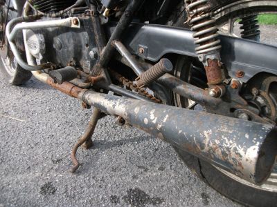Suzuki_GSX_250E_GS25x_schwarzrot_Wrack_wie_GS_GSX_250_400_GSX250_GSX400_E_GS40x_11.jpg