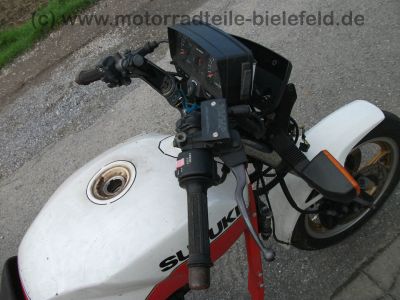 Suzuki_GSX_550EF_rotweiss_Wrack_GN71D_wie_GSX_400_500_550_750_E_ES_EF_111.jpg