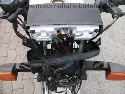 Suzuki_GSX_550EF_rotweiss_Wrack_GN71D_wie_GSX_400_500_550_750_E_ES_EF_116.jpg