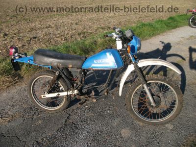 Suzuki_TS_50X_blau_wie_ZR_GT_RG_RM_ZR_TS_80_90_50_X_ZR50_GT80_TS80_TS90_RG80_RG90_47.jpg