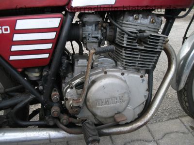 Yamaha_XS_360_1U4_rot_original_wie_XS_250_400_XS250_XS400_XS360_SE_2A2_4G5_69.jpg