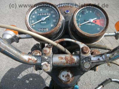 Honda_CB_200_blau_rostig_Sturzbuegel_wie_CB_125_250_CB125_CB200_CB250_K_40.jpg