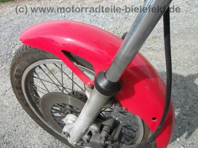 Suzuki_GN_250_schwarzrot_NJ42A_wie_GN_DR_125_250_400_GN125_GN250_GN400_33.jpg