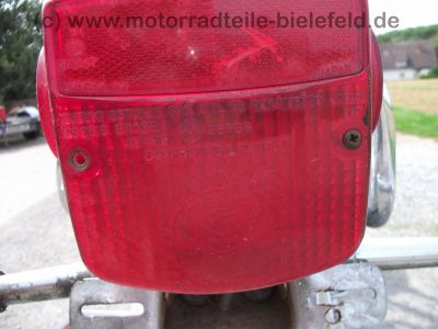 Suzuki_GN_250_schwarzrot_NJ42A_wie_GN_DR_125_250_400_GN125_GN250_GN400_44.jpg