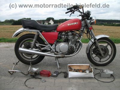 Suzuki_GS_550_L_Chopper_rot_wie_GS_500_550_750_GS500_GS550_D_E_L_T_550L_550T_1.jpg