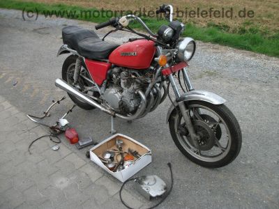 Suzuki_GS_550_L_Chopper_rot_wie_GS_500_550_750_GS500_GS550_D_E_L_T_550L_550T_4.jpg