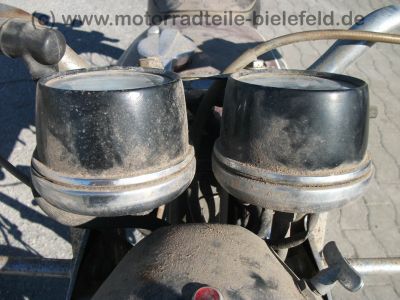 Honda_CB_250K_B4_rot_ORIGINAL_Lacksatz_Tank_Auspuff_1a_wie_CB_125_200_250_K_K1_K2_K4_30.jpg