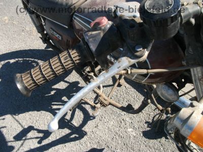 Honda_CB_250K_B4_rot_ORIGINAL_Lacksatz_Tank_Auspuff_1a_wie_CB_125_200_250_K_K1_K2_K4_32.jpg