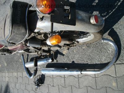 Honda_CB_250K_B4_rot_ORIGINAL_Lacksatz_Tank_Auspuff_1a_wie_CB_125_200_250_K_K1_K2_K4_65.jpg