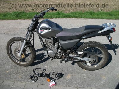 Honda_CLR_125_City_Fly_JD18_schwarzgrau_CRASH_wie_XLR_XR_125_R_L_JD16_JD19_46.jpg