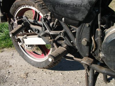 Kawasaki_GPZ_750_UT__ZX750A_rotschwarz_wie_Z_ZX_KZ_GPZ_550_750_E_UT_120.jpg