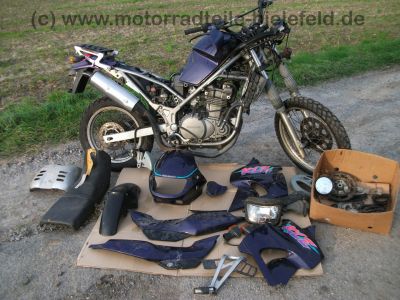 Kawasaki_KLE_500_KLE500_lila_teilzerlegt_wie_GPZ500_EX_KL_EN_ER_500_S_A_500A_11.jpg