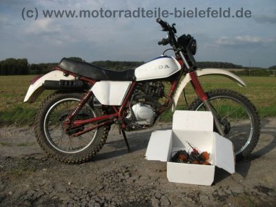 Honda_XL_185S_weissblau_Enduro_wie_L_125_185_250_K_S_125S_250S_125K_250K_XL185S_11.jpg