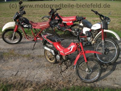 Honda_XL_185S_weissblau_Enduro_wie_L_125_185_250_K_S_125S_250S_125K_250K_XL185S_3.jpg