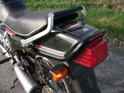 Honda_CX_500E_Euro_Sports_PC06_37kW_EZ_84_wie_CX500_E_C_PC01_Guellepumpe_7.jpg