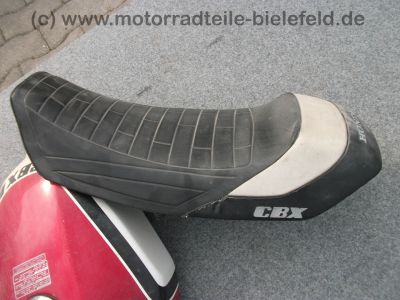Honda_CBX_550_F2_F_2_PC04__Lacksatz_Tank_Heck_Seitenteil_Seitenverkleidung_Giuliari_Sitzbank_16.jpg