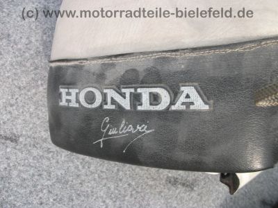 Honda_CBX_550_F2_F_2_PC04__Lacksatz_Tank_Heck_Seitenteil_Seitenverkleidung_Giuliari_Sitzbank_20.jpg