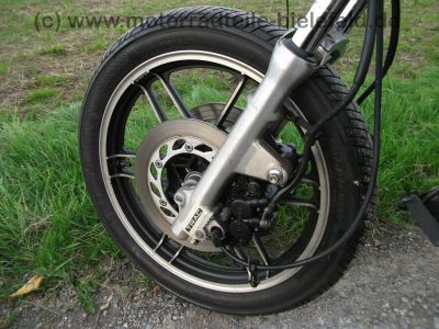 Honda_CBX_650E_RC13_rot_Pichler_BSM_Auspuff_Schuh_Gepaecksystem_wie_550_650_750_E_F_2_F2_PC04_RC17_96.jpg