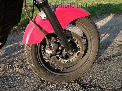 Kawasaki_GPX_600R_rot_und_blau_Gepaecktraeger_Heckumbau_wie_GPZ_GPX_ZZR_ZX_600_A_B_C_D_R_117.jpg