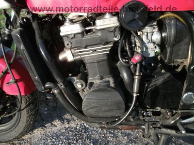 Kawasaki_GPX_600R_rot_und_blau_Gepaecktraeger_Heckumbau_wie_GPZ_GPX_ZZR_ZX_600_A_B_C_D_R_86.jpg