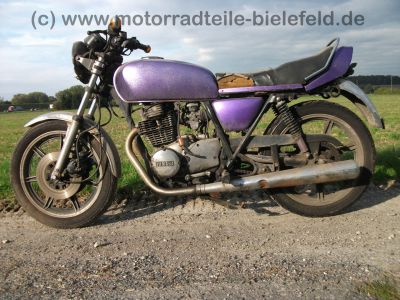 Yamaha_XS_400_2A2_lila_SR-Lampe_Doppel-Bremse_Ochsen-Augen_wie_250_360_XS400_SE_1U4_1U5_4G5_16.jpg