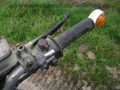 Yamaha_XS_400_2A2_lila_SR-Lampe_Doppel-Bremse_Ochsen-Augen_wie_250_360_XS400_SE_1U4_1U5_4G5_33.jpg
