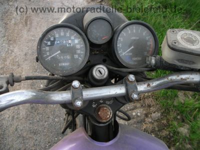 Yamaha_XS_400_2A2_lila_SR-Lampe_Doppel-Bremse_Ochsen-Augen_wie_250_360_XS400_SE_1U4_1U5_4G5_34.jpg