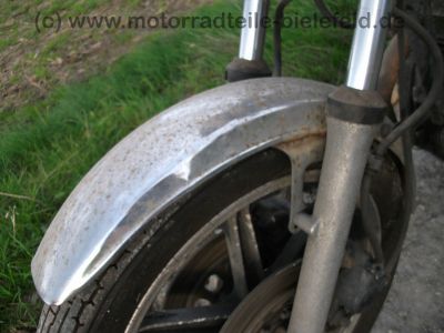Yamaha_XS_400_2A2_lila_SR-Lampe_Doppel-Bremse_Ochsen-Augen_wie_250_360_XS400_SE_1U4_1U5_4G5_49.jpg