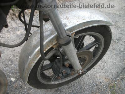 Yamaha_XS_400_2A2_lila_SR-Lampe_Doppel-Bremse_Ochsen-Augen_wie_250_360_XS400_SE_1U4_1U5_4G5_93.jpg