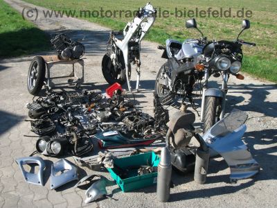 Yamaha_TDM_850_3VD_gruen_Wrack_Teile_wie_XTZ_750_3LD_4TX_Rahmen_Motorteile_6.jpg