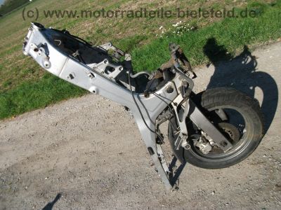 Yamaha_TDM_850_3VD_silber_teilzerlegt_Motor_Verkleidung_wie_XTZ_750_TRX_3LD_4TX_4UN_63.jpg