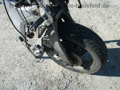 Yamaha_TDM_850_3VD_silber_teilzerlegt_Motor_Verkleidung_wie_XTZ_750_TRX_3LD_4TX_4UN_81.jpg