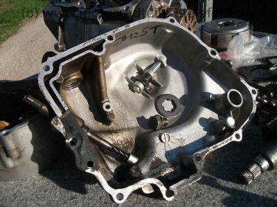 Honda_CB_125_T_E_Motor_Motorteile_Kupplung_Lichtmaschine_Getriebe_Kurbelwelle_11.jpg