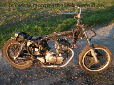 Honda_CM_400_T_NC01_Wrack_wie_CB_250_400_T_N_C_MC06_29.jpg