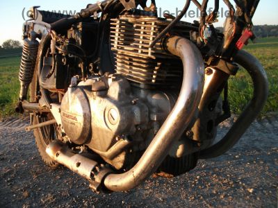 Honda_CM_400_T_NC01_Wrack_wie_CB_250_400_T_N_C_MC06_31.jpg