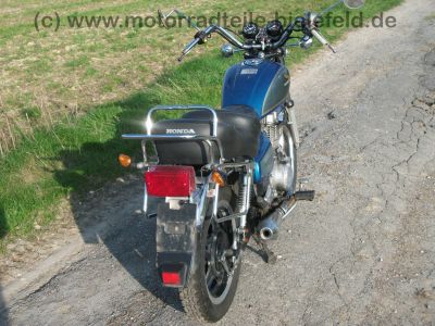 Honda_CM_400T_hellblau_Hepco_Becker_King_and_Queen_wie_CB_CM_250_400_T_N_C_60.jpg