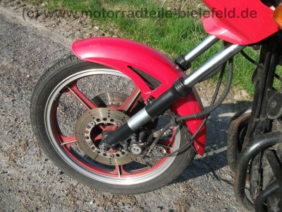 Kawasaki_GPz_305_rot_EX305_GIVI_wie_EX_Z_KZ_GPz_CSR_250_305_A_B_19.jpg