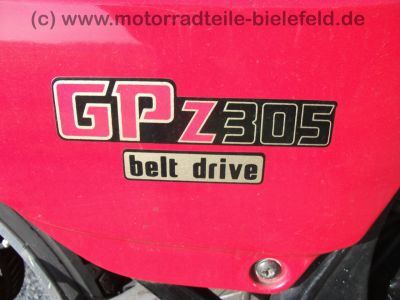 Kawasaki_GPz_305_rot_EX305_GIVI_wie_EX_Z_KZ_GPz_CSR_250_305_A_B_77.jpg