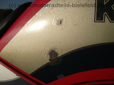 Kawasaki_GPz_305_rot_EX305_GIVI_wie_EX_Z_KZ_GPz_CSR_250_305_A_B_85.jpg