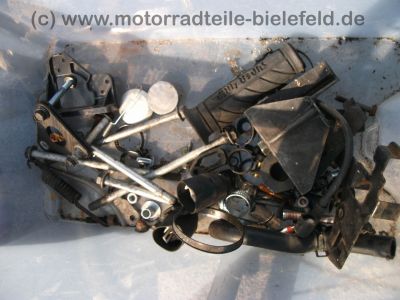 Kawasaki_KLR_650C_lila-gruen_Restteile_wie_KL_250_600_650_A_B_C_D_25.jpg